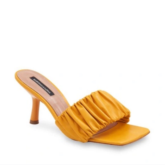 NEW BCBGMAXAZRIA Dallas Tuscany Yellow Rouched heels sandals women size 6